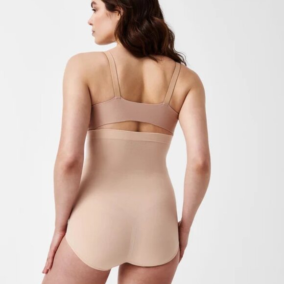Spanx Seamless High-Waisted Brief - Soft Nude Medium & XL Available - NIB - Picture 2 of 3
